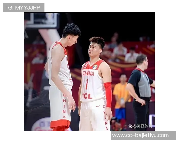 小曾重返CBA首钢阵容周琦赵睿曾凡博陈盈骏携手出战